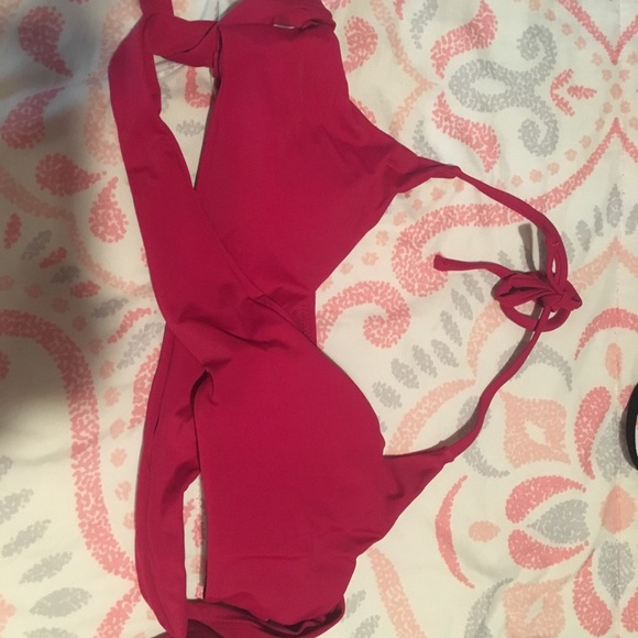 Bathingsuits - Picture 3 of 5